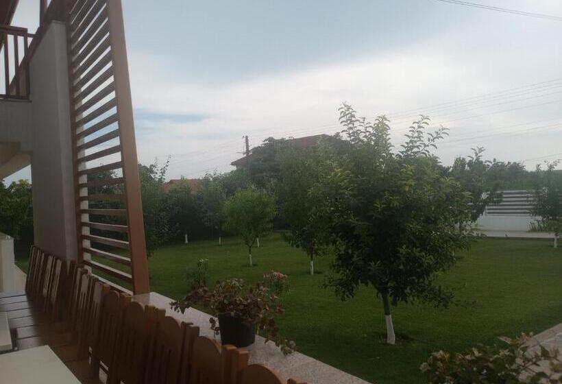 فندق Pestele Ca Odinioară