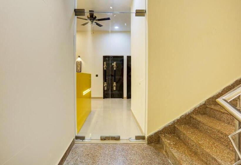 Flagship Hotel Umrao Inn