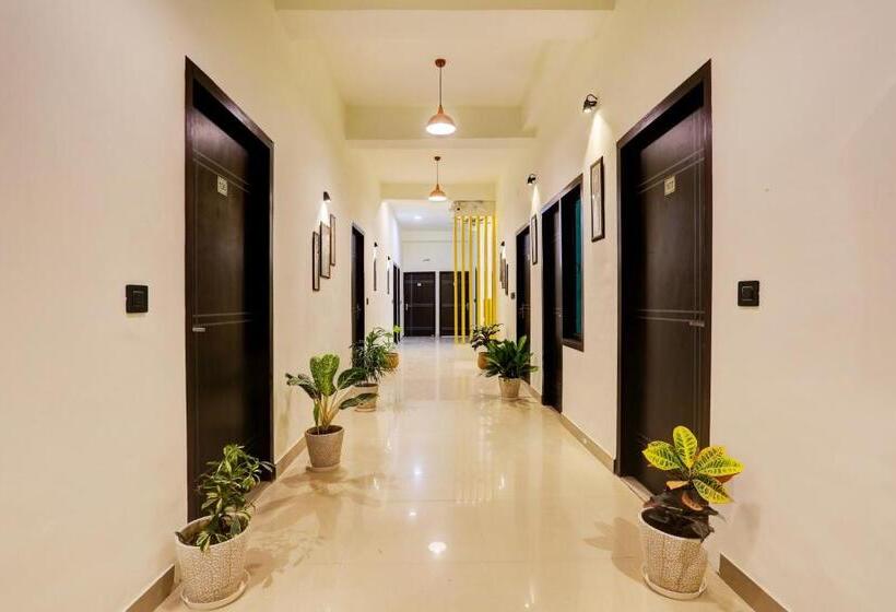Flagship Hotel Umrao Inn