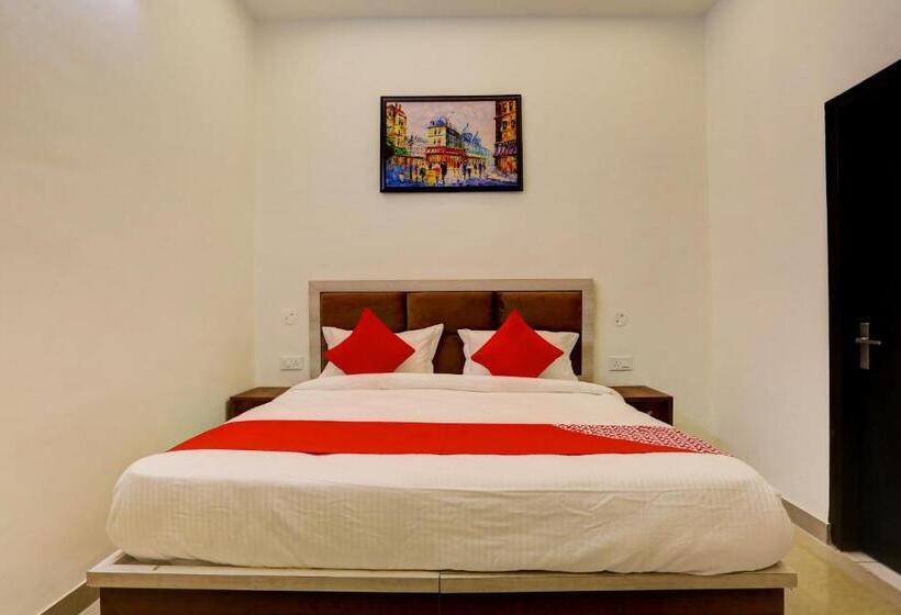 Flagship Hotel Umrao Inn