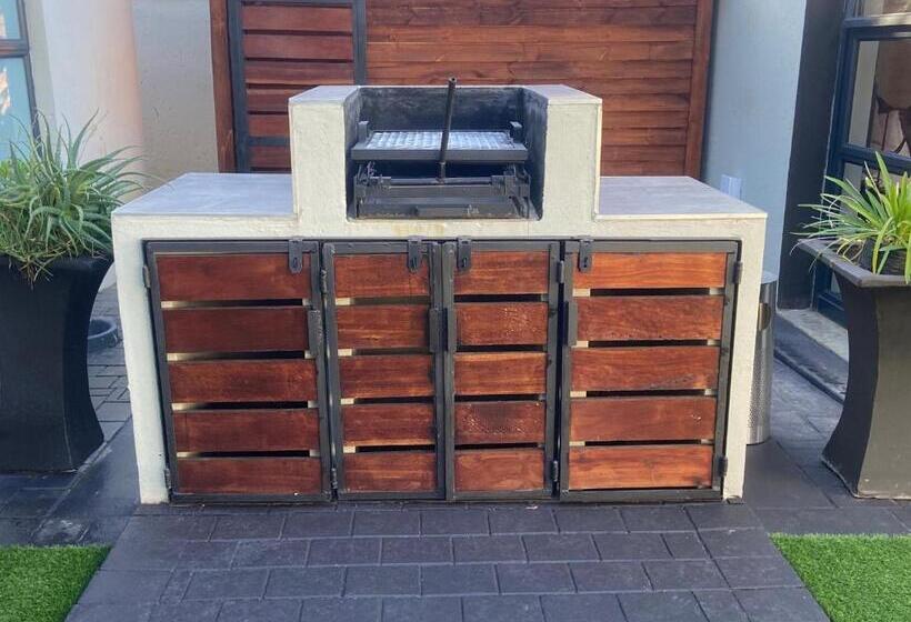 Пансион 12 Calderbank