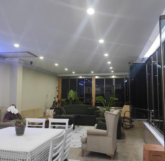 بنسيون Badalapart