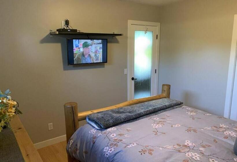 بنسيون Dragonfly Inn Loft & Walkout Suites