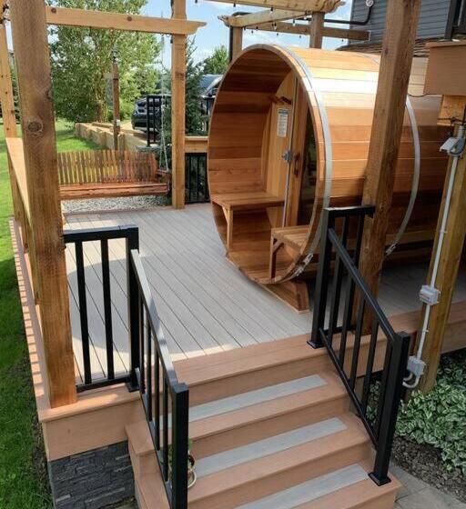 פנסיון Dragonfly Inn Loft & Walkout Suites