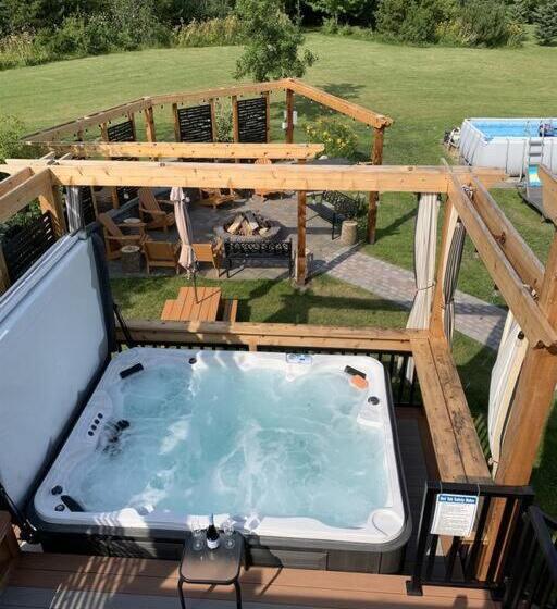 بنسيون Dragonfly Inn Walkout Suites