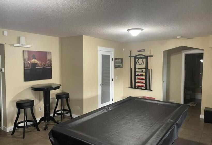 بنسيون Dragonfly Inn Walkout Suites