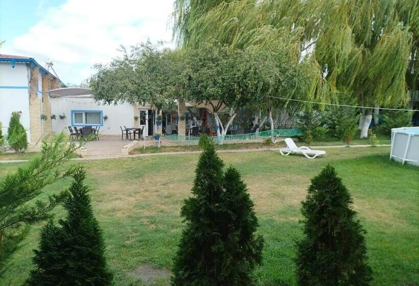 Пансион La Marian Pescarul