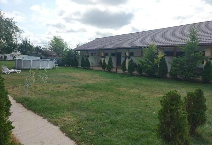 Пансион La Marian Pescarul