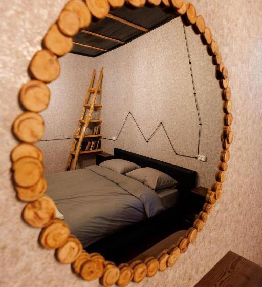 بنسيون Melqonyan S Guest House & Coffee