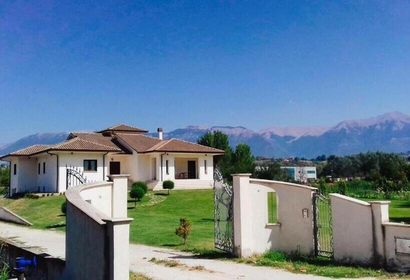 פנסיון Pagnani Guest House