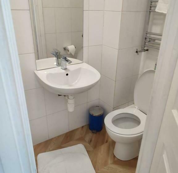 پانسیون 264 Rooms