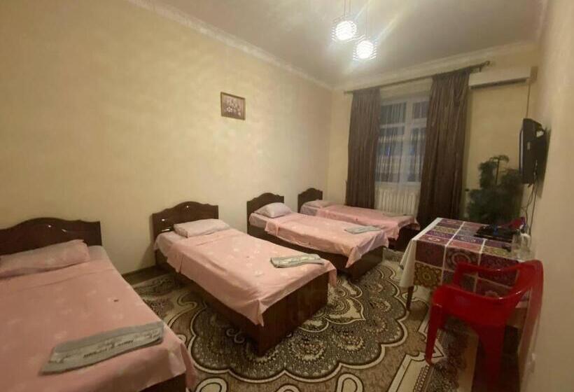 膳宿费 Sam Greenhouse Hostel