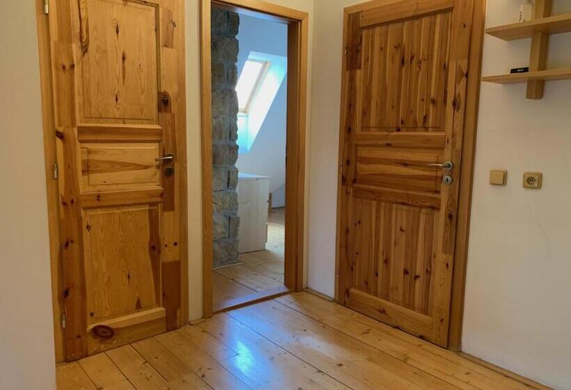 פנסיון Slunovrat