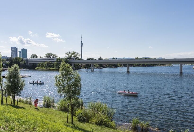 Ajo Vienna Beach   Contactless Check In