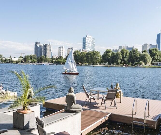 Ajo Vienna Beach   Contactless Check In