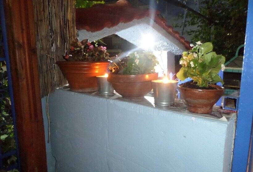 Artemis Studios & Apartments