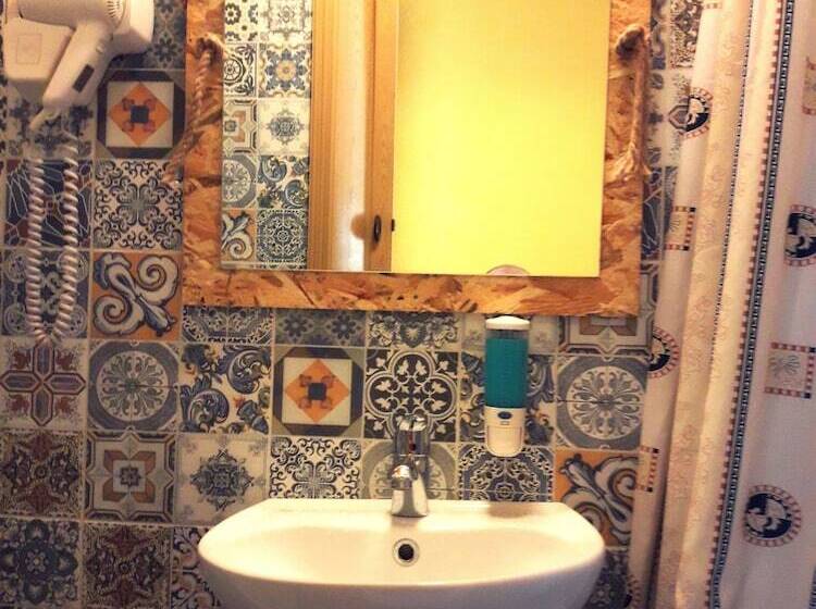 Artemis Studios & Apartments