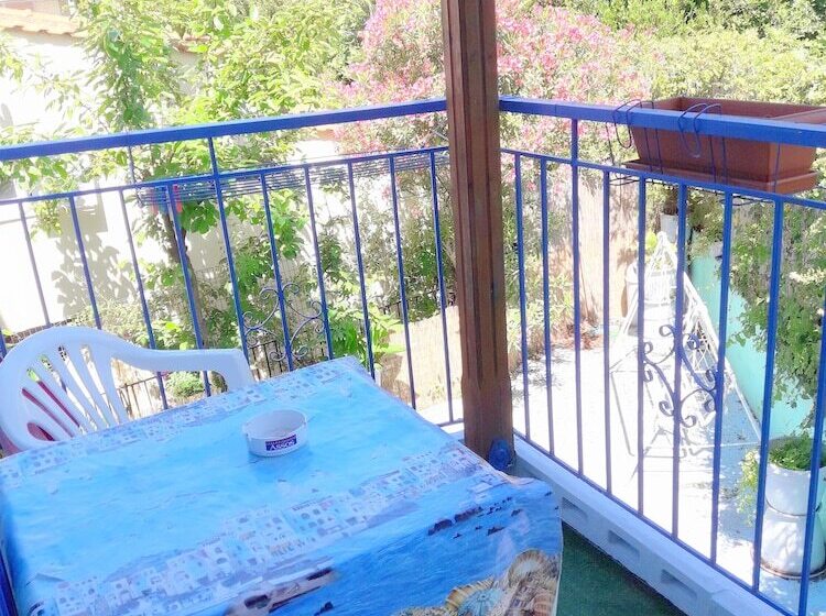 Artemis Studios & Apartments