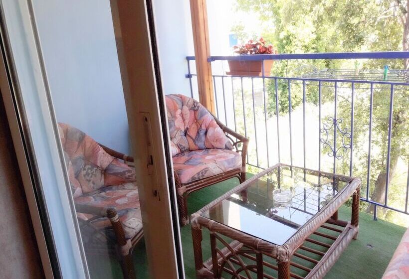 Artemis Studios & Apartments