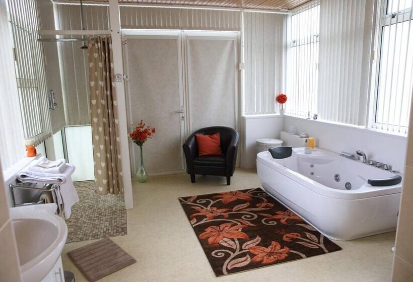 مبيت وإفطار Bridgeburn House