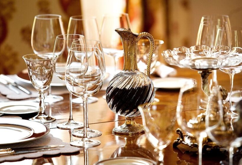 ベッドアンドブレックファースト Château Fombrauge   Bernard Magrez Luxury Wine Experience