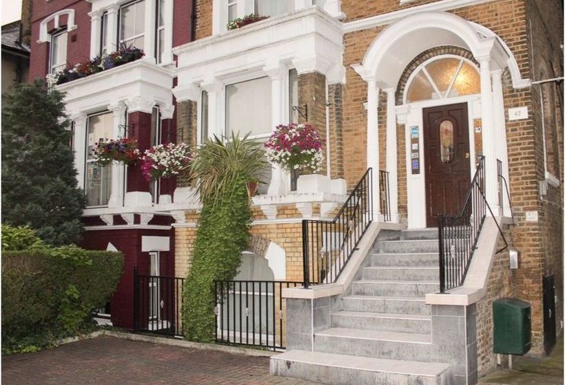مبيت وإفطار Lampton Guest House