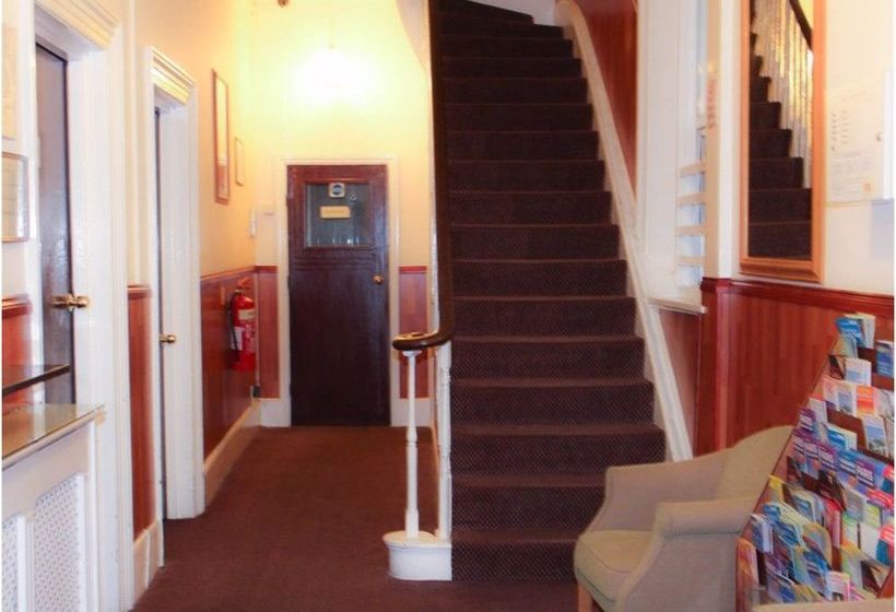 مبيت وإفطار Lampton Guest House