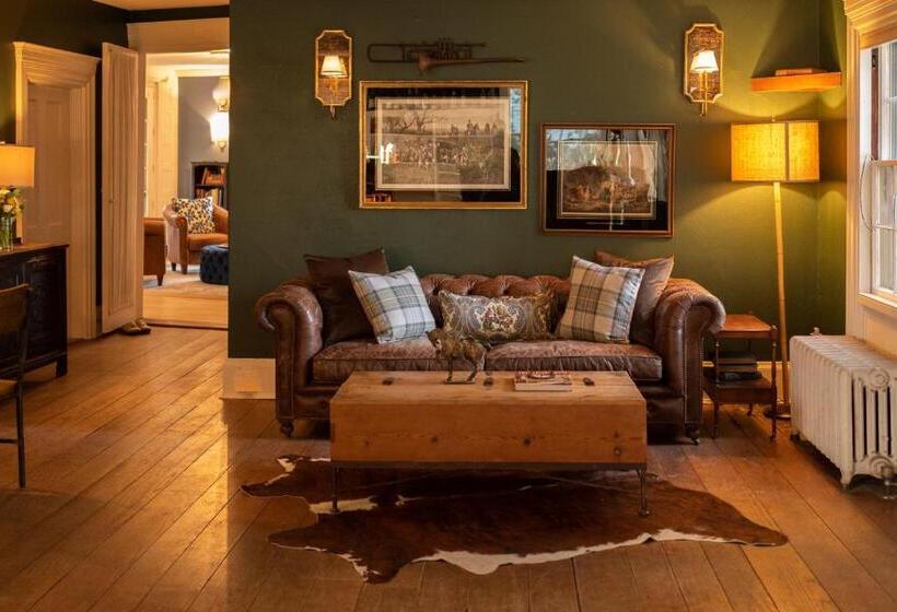 住宿加早餐  Onesixtyfive, The Inn On Park Row