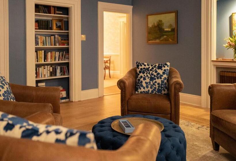 住宿加早餐  Onesixtyfive, The Inn On Park Row