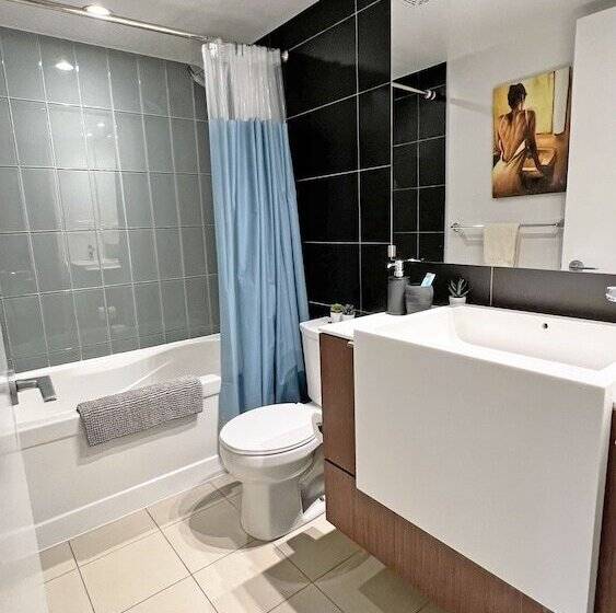 Beautiful Downtown Toronto Condo