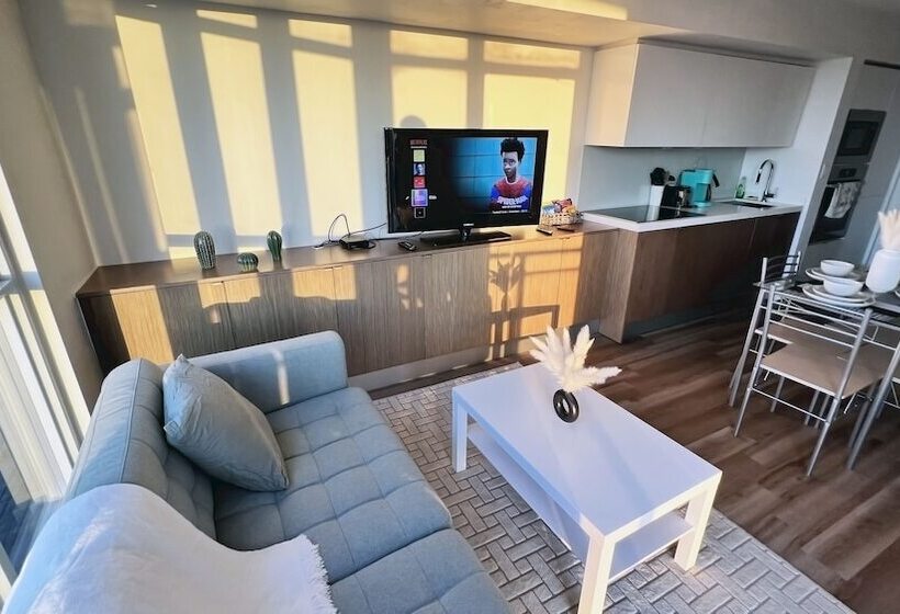 Beautiful Downtown Toronto Condo