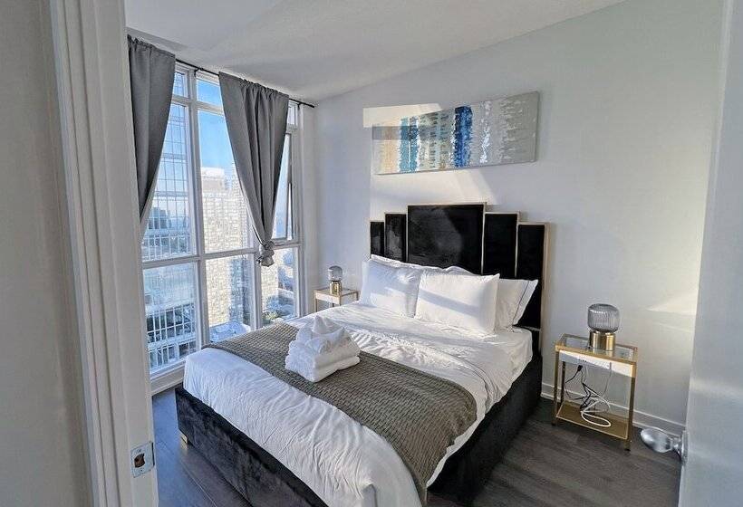Beautiful Downtown Toronto Condo