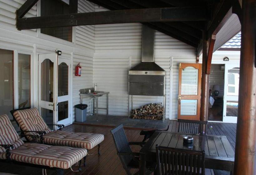 Edenbrook Country Manor