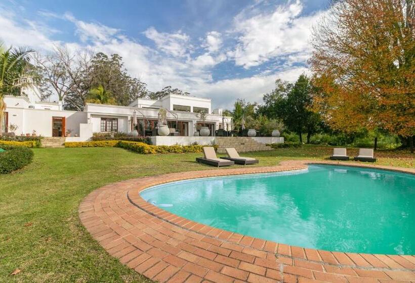 Edenbrook Country Manor