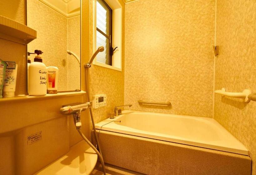 Guesthouse Nijo Fukurotei