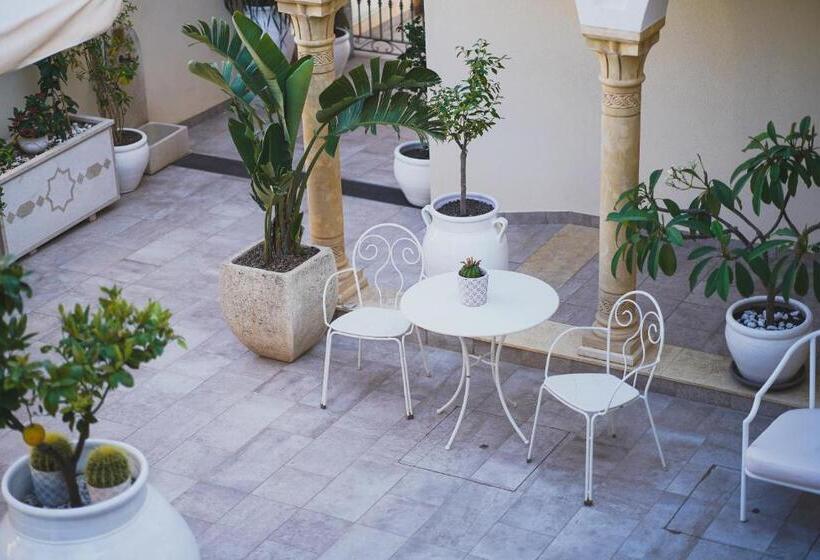 Хостел Riad Comfort Rooms