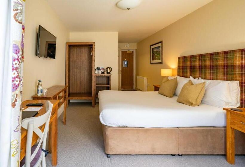 簡易ホテル The White Hart, Wroughton