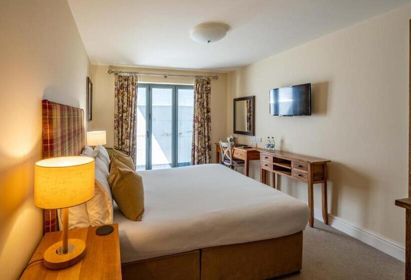 簡易ホテル The White Hart, Wroughton