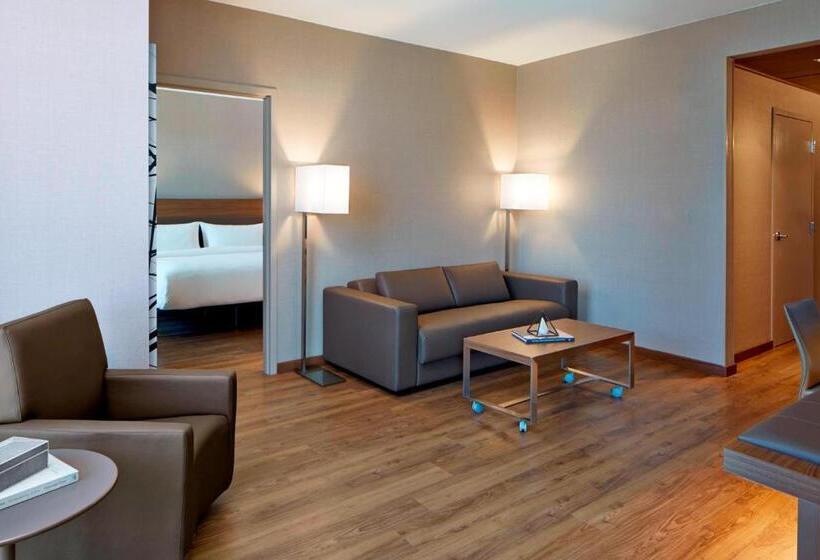 Ac Hotel By Marriott Atlanta Buckhead At Phipps Plaza