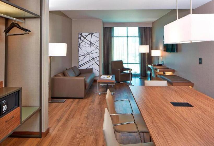 Ac Hotel By Marriott Atlanta Buckhead At Phipps Plaza