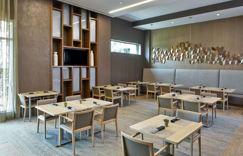 Ac Hotel By Marriott Atlanta Buckhead At Phipps Plaza