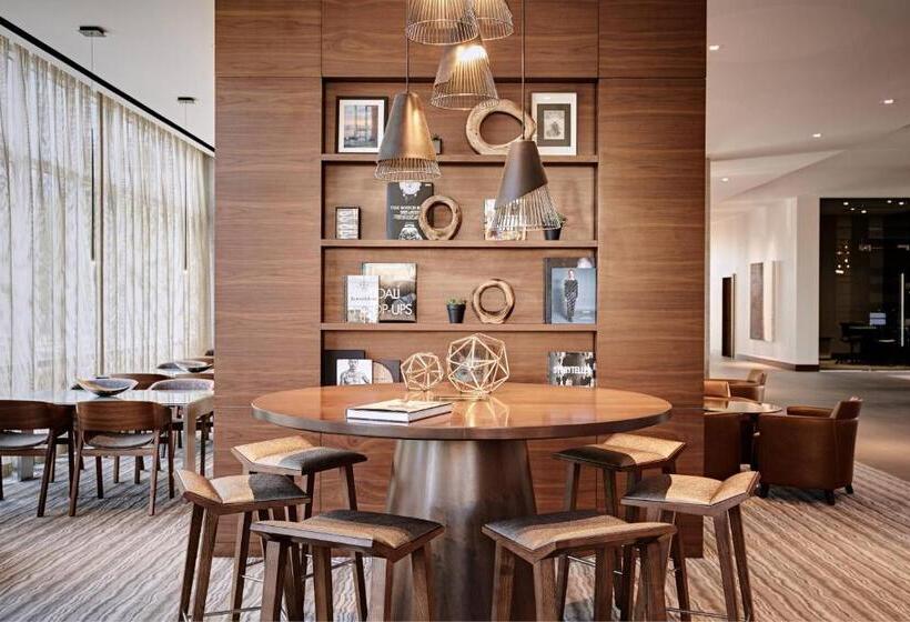 Ac Hotel By Marriott Phoenix Tempe/downtown