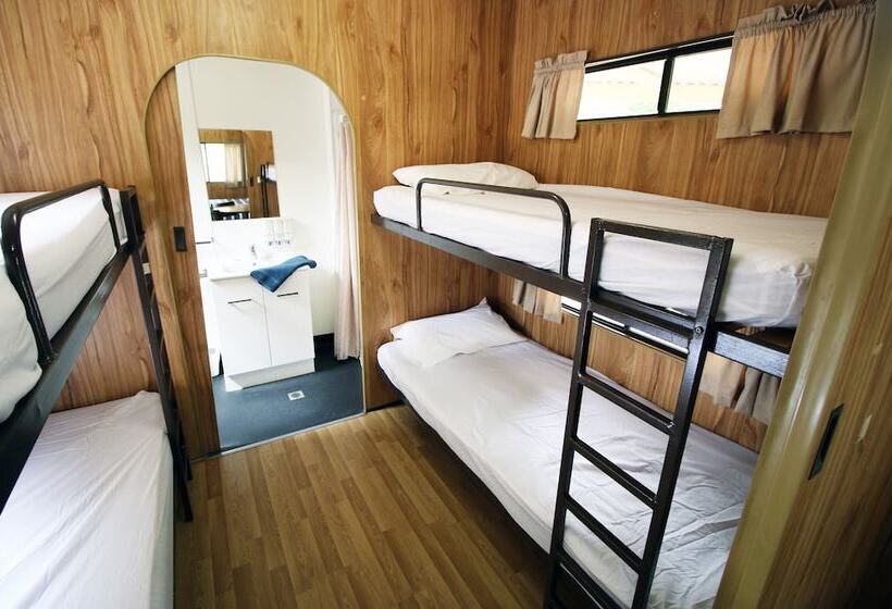 בית מלון כפרי Adelaide Brownhill Creek Tourist Park