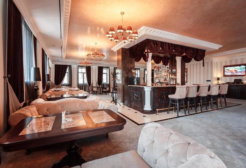 هتل Novomoskovskaya