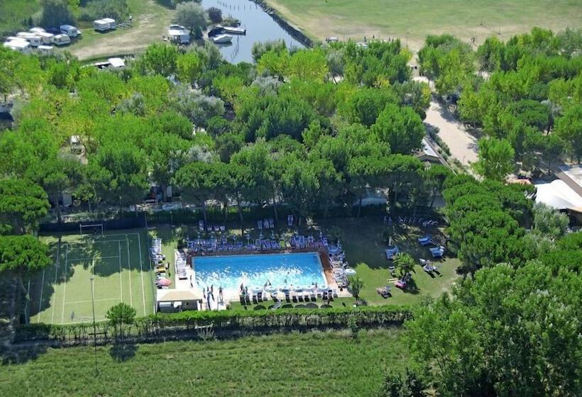 هتل Camping Badiaccia Village