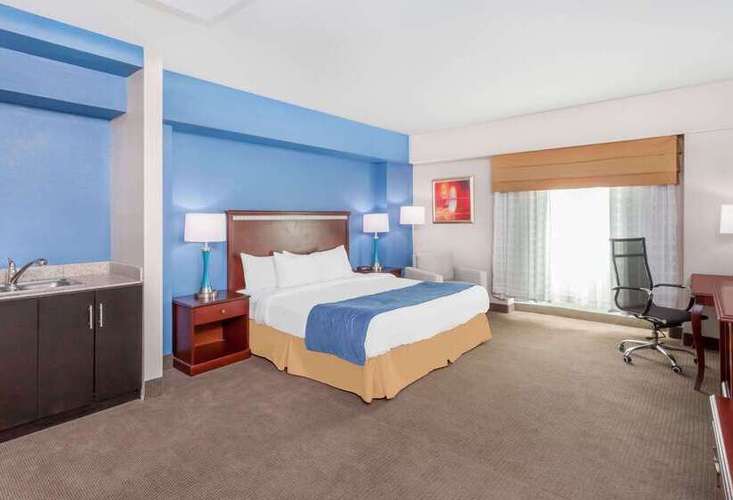 فندق Baymont By Wyndham Delavan Near Lake Geneva