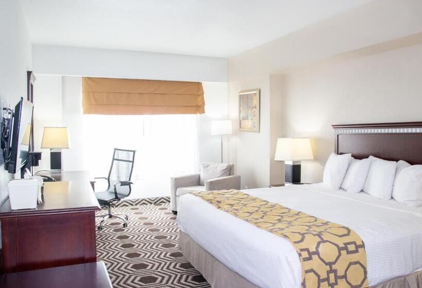 فندق Baymont By Wyndham Delavan Near Lake Geneva