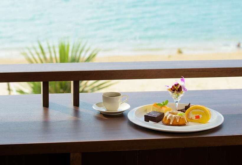 فندق Best Western Okinawa Kouki Beach