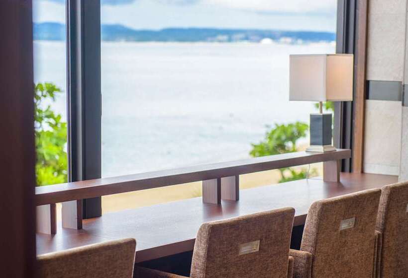 فندق Best Western Okinawa Kouki Beach