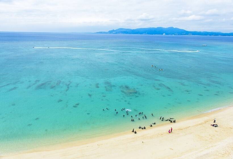 فندق Best Western Okinawa Kouki Beach